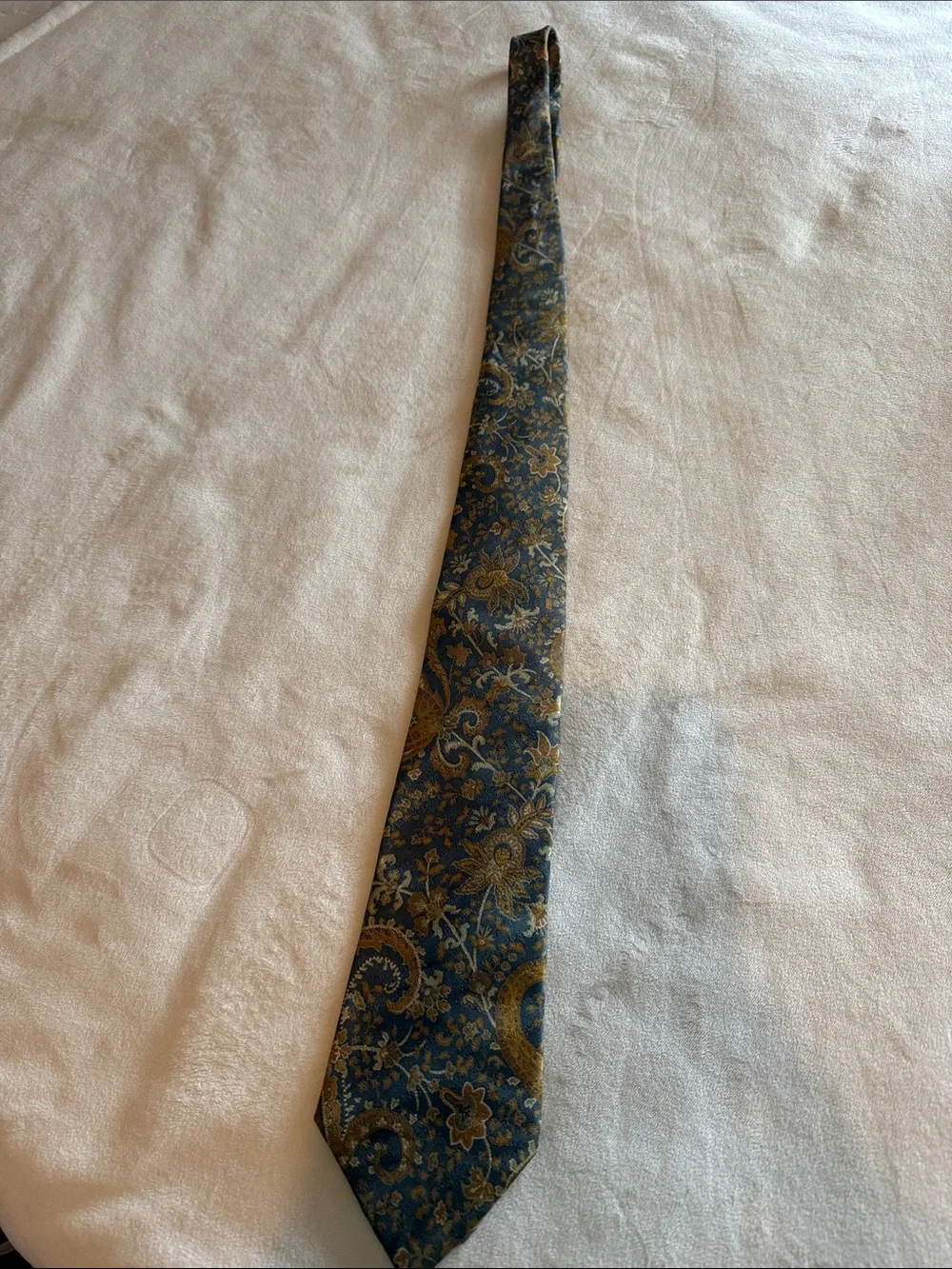 Men's varied color Necktie Set - Three Pack